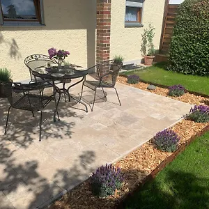  Apartment Vier-zimmer-wohnung Mit Garten Zwischen Salzburg Und Koenigssee